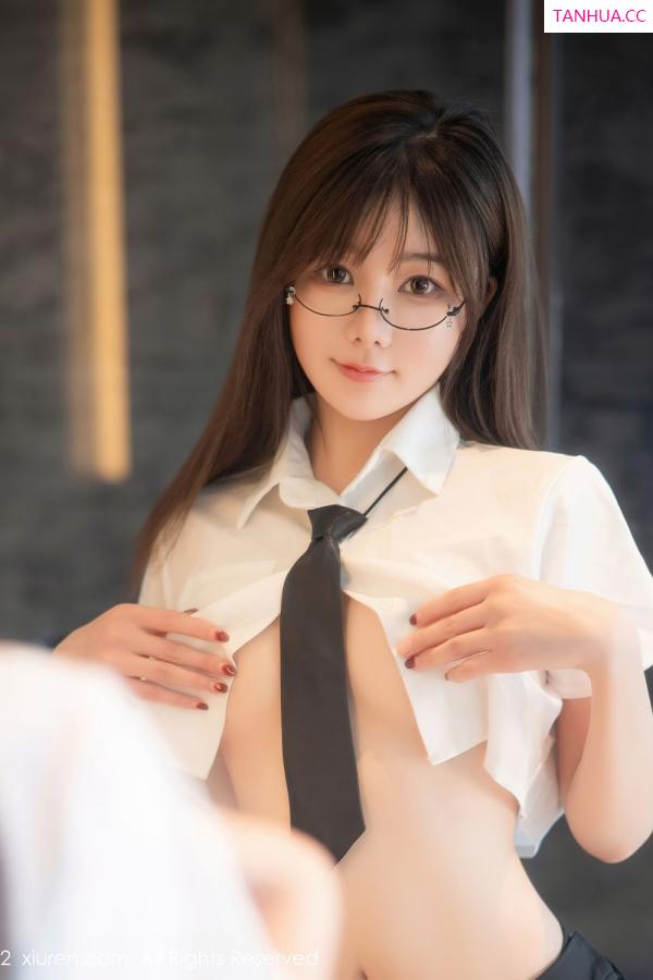 婠婠么  [XiuRen]高清写真图 2022.08.01 No.5365 婠婠么第45张图片